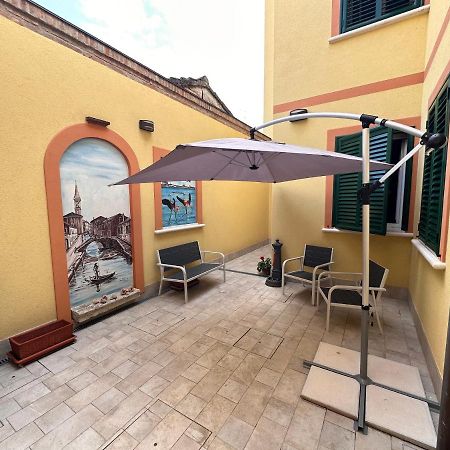 Il Fenicottero Panzió Comacchio Kültér fotó